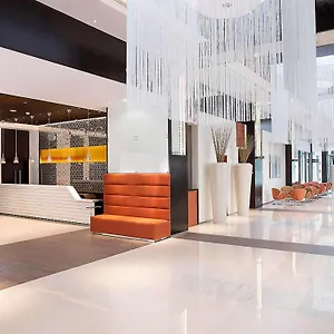 Otel Ibis One - World Trade Centre
